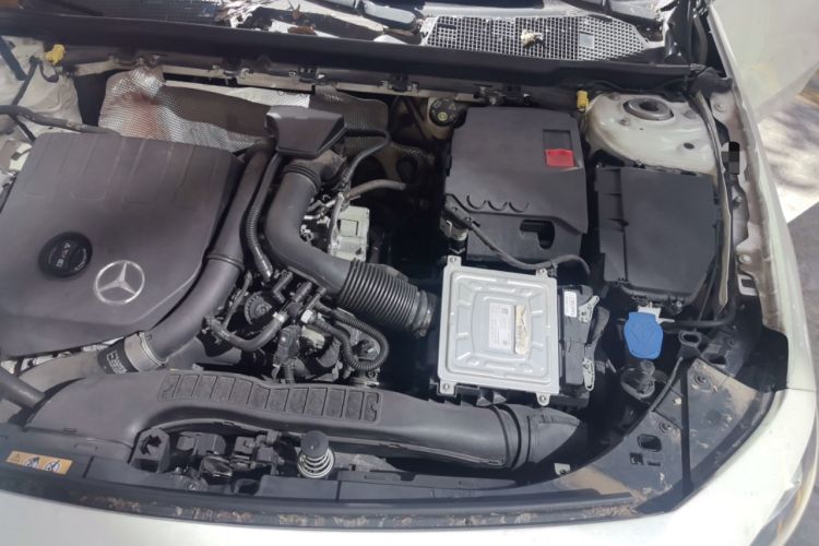 Used Mercedes-Benz A-Class 2019 A 200 Dynamic Edition Engine Bay Left