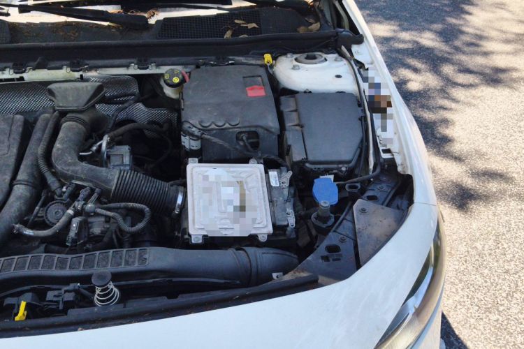 Used Mercedes-Benz A-Class 2019 Restyled A 180 L Sport Sedan Engine Bay Left