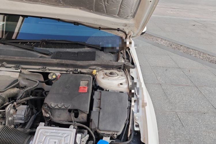 Used Mercedes-Benz A-Class 2019 A 200 L Sport Sedan Engine Bay Left