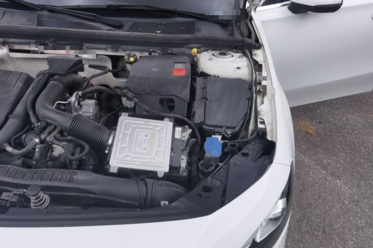 Used Mercedes-Benz A-Class 2019 A 200 L Sport Sedan Engine Bay Left