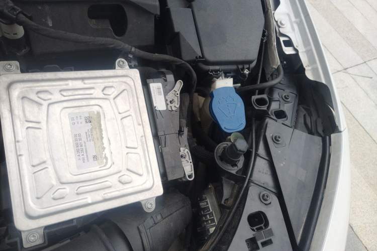 Used Mercedes-Benz A-Class 2019 Restyled A 200 L Sport Sedan Engine Bay Left