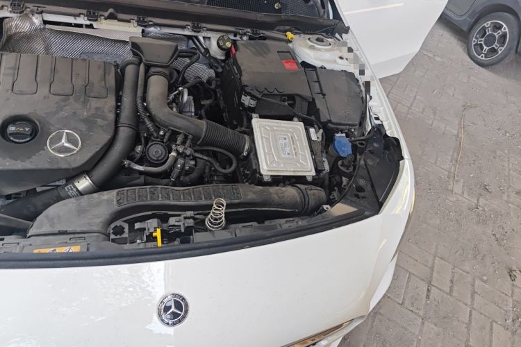 Used Mercedes-Benz A-Class 2019 A 200 L Sport Sedan Engine Bay Left
