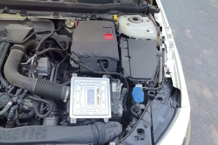 Used Mercedes-Benz A-Class 2019 A 200 L Engine Bay Left