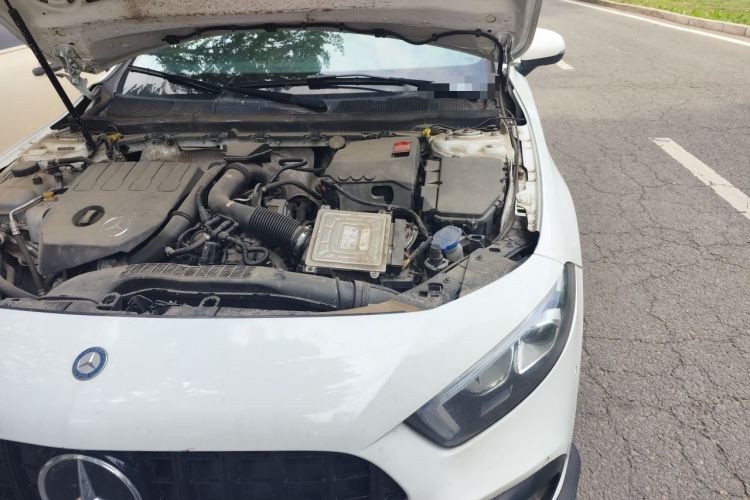 Used Mercedes-Benz A-Class 2019 A 200 Fashion Model Engine Bay Left