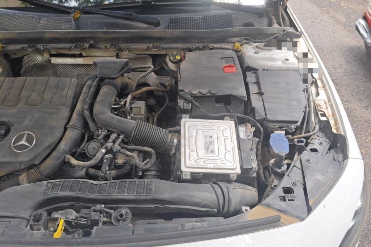 Used Mercedes-Benz A-Class 2019 A 200 L Engine Bay Left