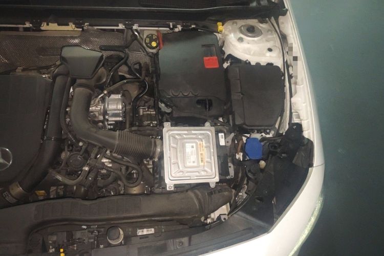 Used Mercedes-Benz A-Class 2019 Restyled A 200 L Sport Sedan Engine Bay Left