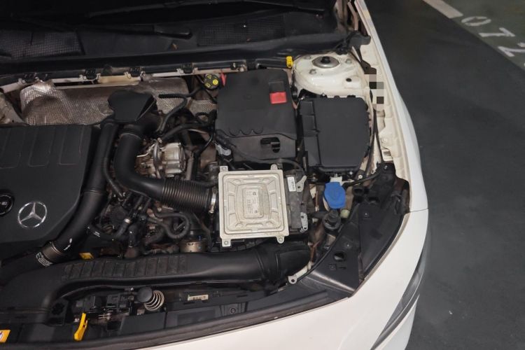 Used Mercedes-Benz A-Class 2019 A 180 L Sport Sedan Engine Bay Left