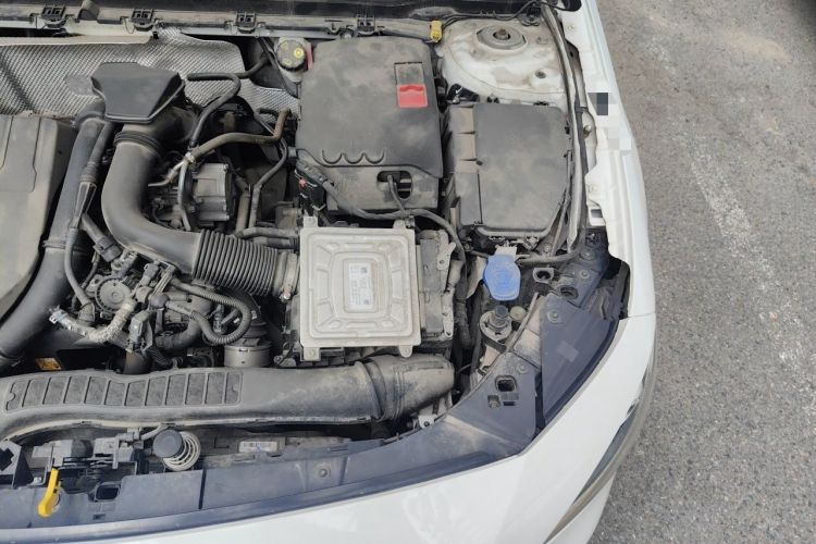 Used Mercedes-Benz A-Class 2019 A 200 L Sport Sedan Engine Bay Left