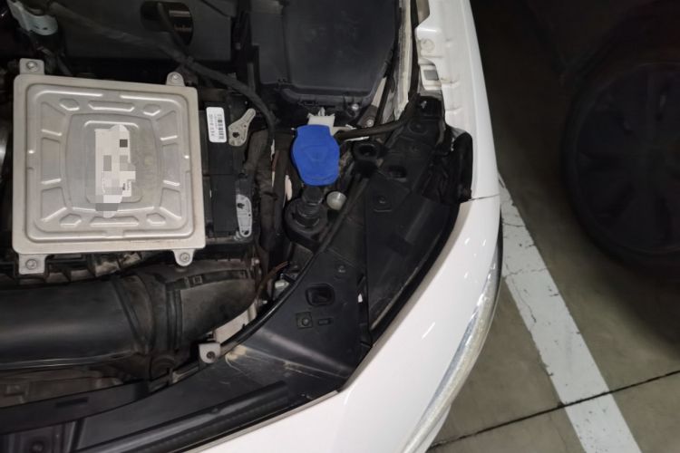 Used Mercedes-Benz A-Class 2019 A 200 L Engine Bay Left