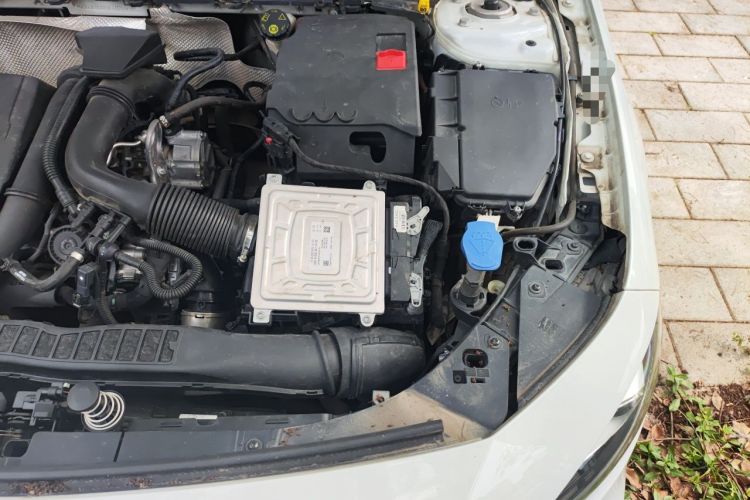 Used Mercedes-Benz A-Class 2019 A 200 Dynamic Edition Engine Bay Left