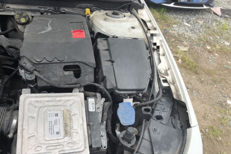 Used Mercedes-Benz A-Class 2019 A 200 Dynamic Edition Engine Bay Left