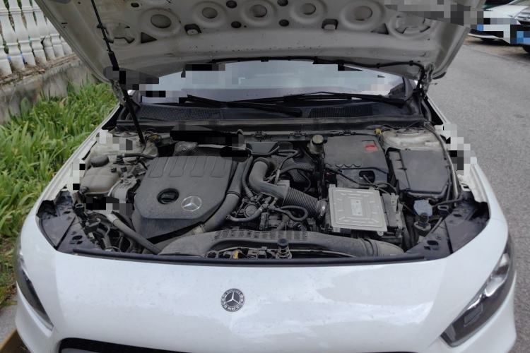 Used Mercedes-Benz A-Class 2019 A 200 Dynamic Edition Engine Bay