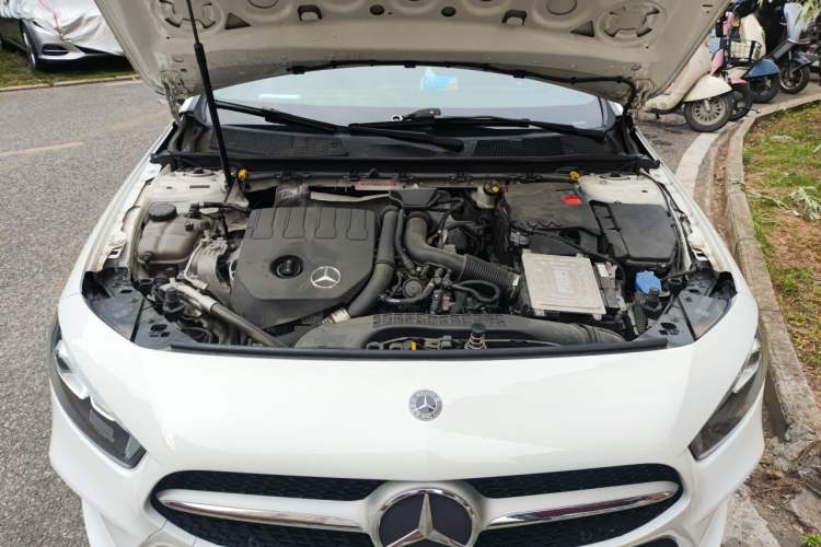 Used Mercedes-Benz A-Class 2019 A 200 L Engine Bay