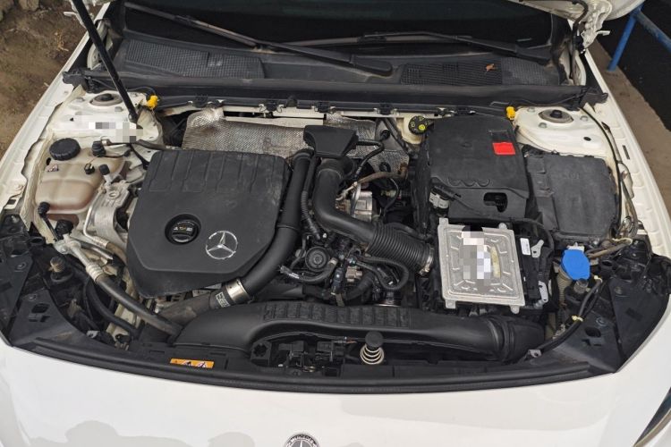 Used Mercedes-Benz A-Class 2019 A 200 Dynamic Edition Engine Bay
