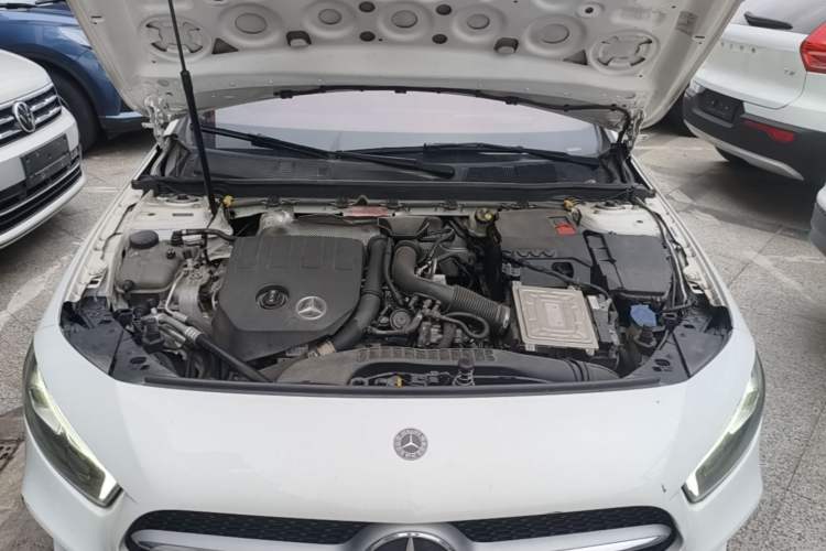 Used Mercedes-Benz A-Class 2019 A 200 L Engine Bay