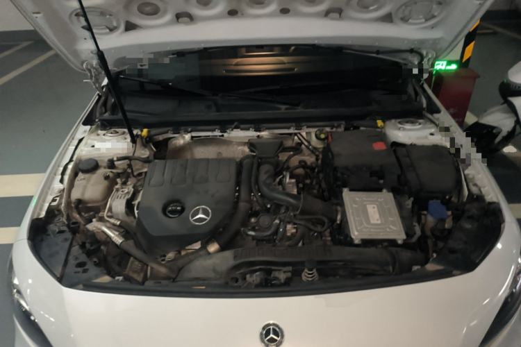 Used Mercedes-Benz A-Class 2019 A 200 Dynamic Edition Engine Bay