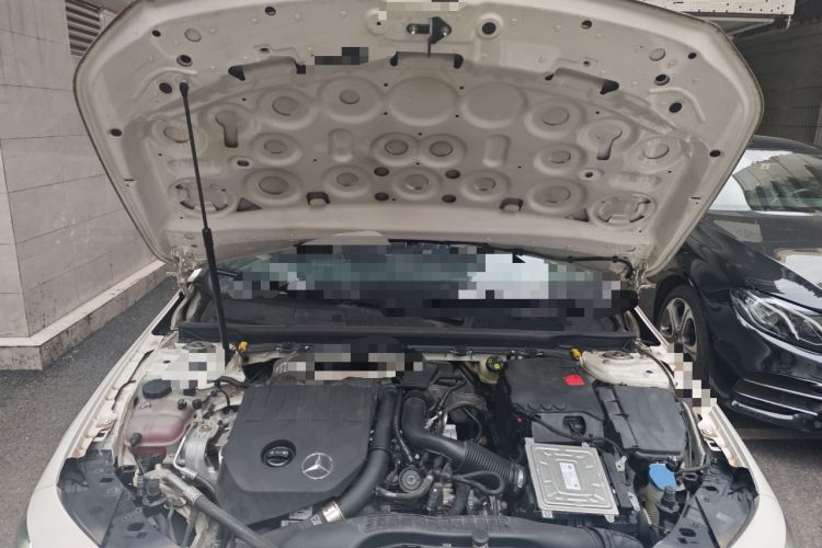 Used Mercedes-Benz A-Class 2019 A 200 Fashion Model Engine Bay