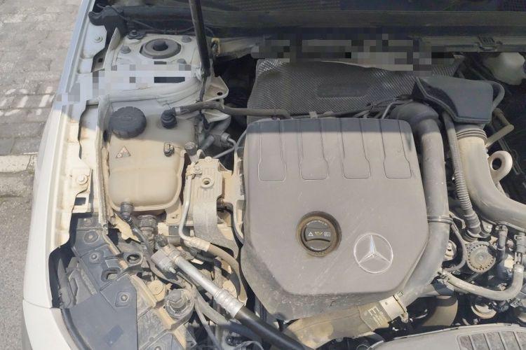 Used Mercedes-Benz A-Class 2019 A 180 L Engine Bay Right