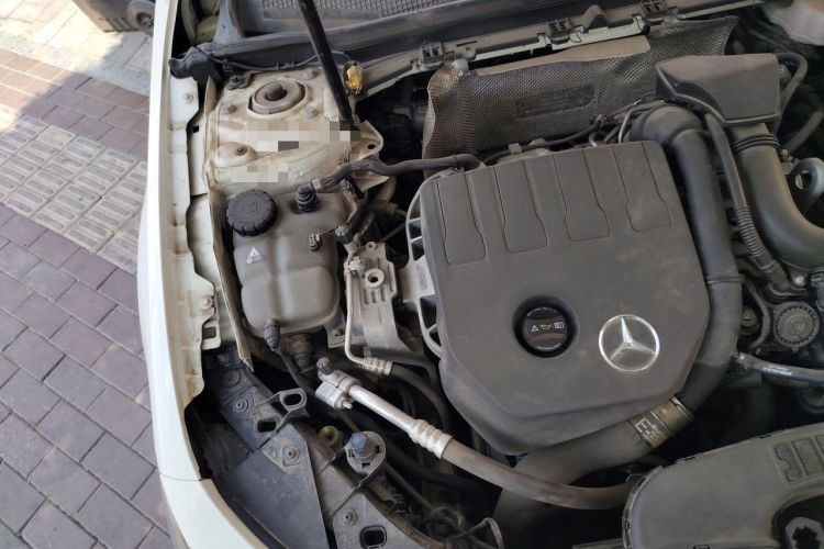 Used Mercedes-Benz A-Class 2019 A 200 L Sport Sedan First Edition Special Edition Engine Bay Right