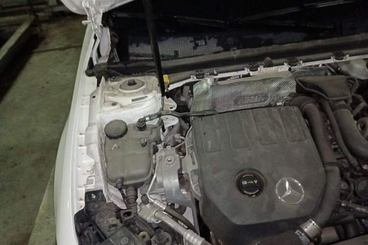 Used Mercedes-Benz A-Class 2019 A 200 L Sport Sedan Engine Bay Right