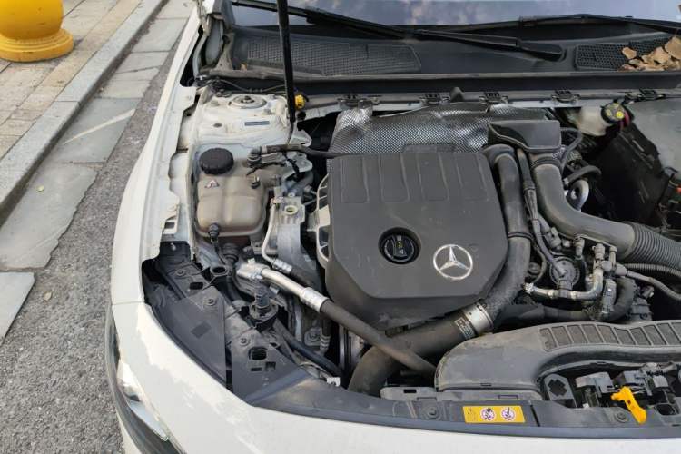 Used Mercedes-Benz A-Class 2019 A 200 L Sport Sedan First Edition Special Edition Engine Bay Right