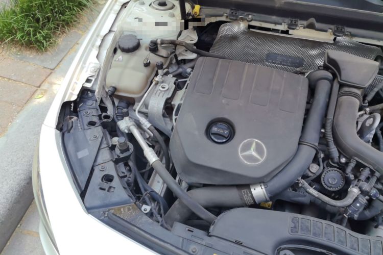 Used Mercedes-Benz A-Class 2019 A 200 L Engine Bay Right