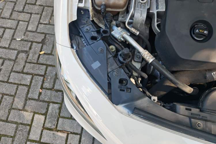 Used Mercedes-Benz A-Class 2019 A 200 Dynamic Edition Engine Bay Right