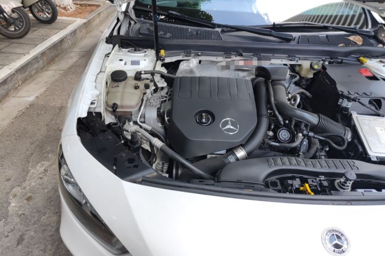 Used Mercedes-Benz A-Class 2019 A 200 Dynamic Edition Engine Bay Right