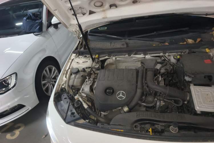 Used Mercedes-Benz A-Class 2019 A 200 L Sport Sedan Engine Bay Right