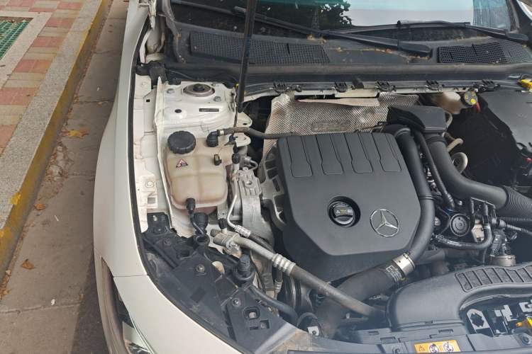 Used Mercedes-Benz A-Class 2019 A 200 L Sport Sedan Engine Bay Right