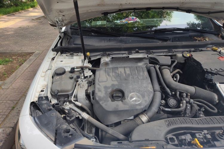Used Mercedes-Benz A-Class 2019 A 200 L Sport Sedan Engine Bay Right