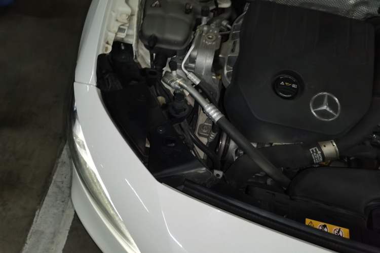 Used Mercedes-Benz A-Class 2019 A 200 L Engine Bay Right