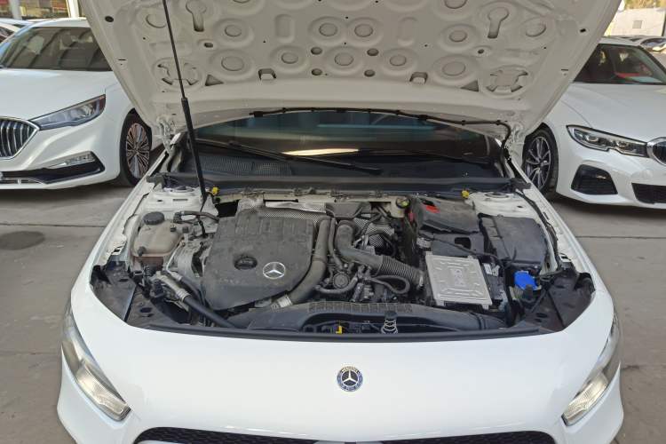 Used Mercedes-Benz A-Class 2019 A 180 L Engine Bay