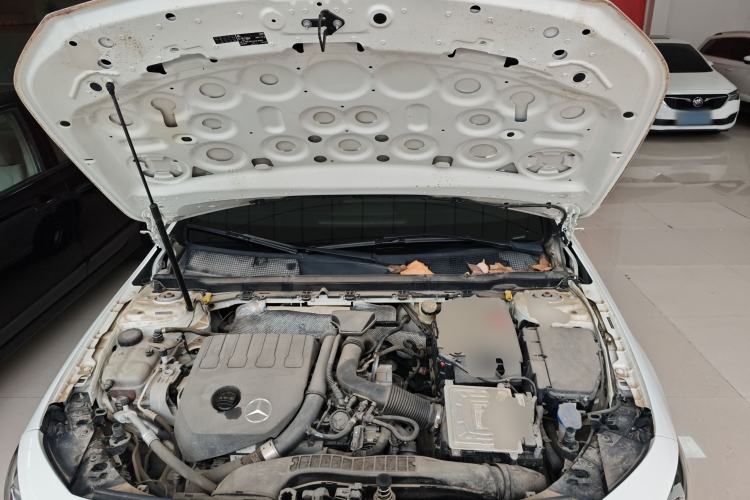 Used Mercedes-Benz A-Class 2019 A 200 Dynamic Edition Engine Bay
