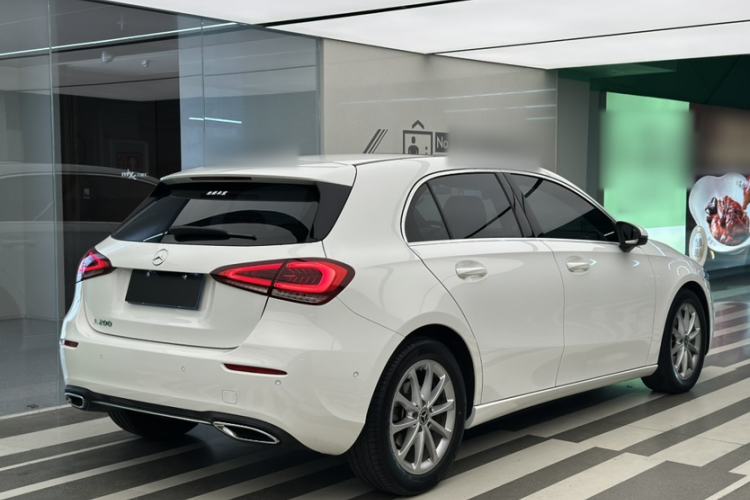 Used Mercedes-Benz A-Class 2019 A 200 Fashion Model Exterior 1