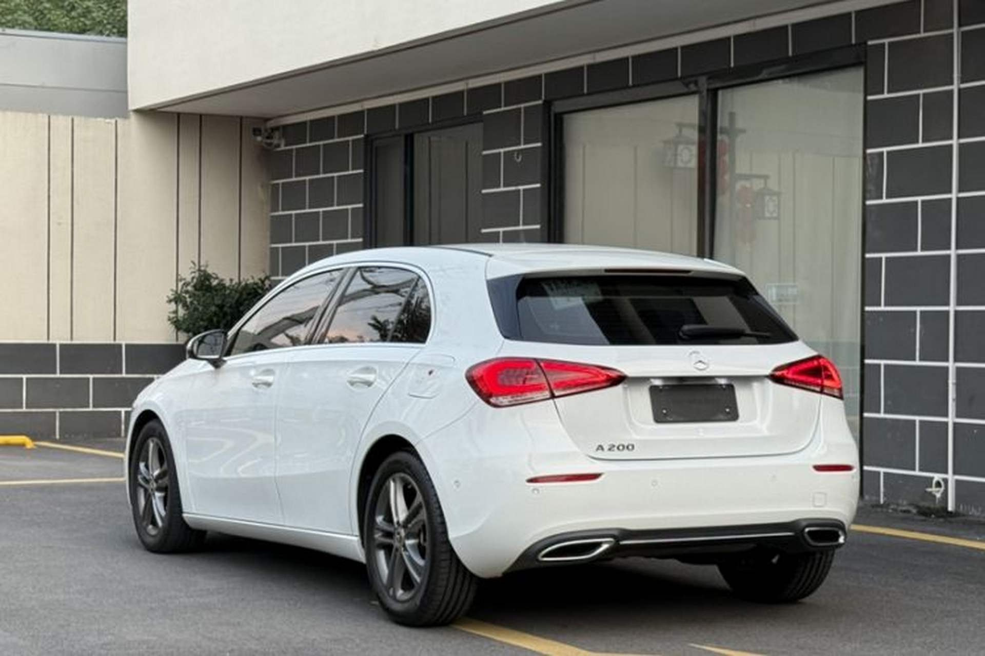 Used Mercedes-Benz A-Class 2019 A 200 Dynamic Edition Exterior 2