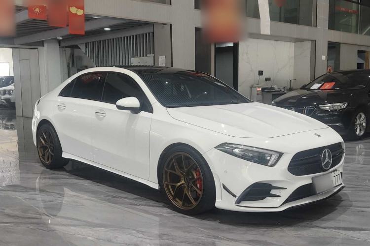 Used Mercedes-Benz A-Class 2019 A 200 L Sport Sedan First Edition Special Edition Exterior 3