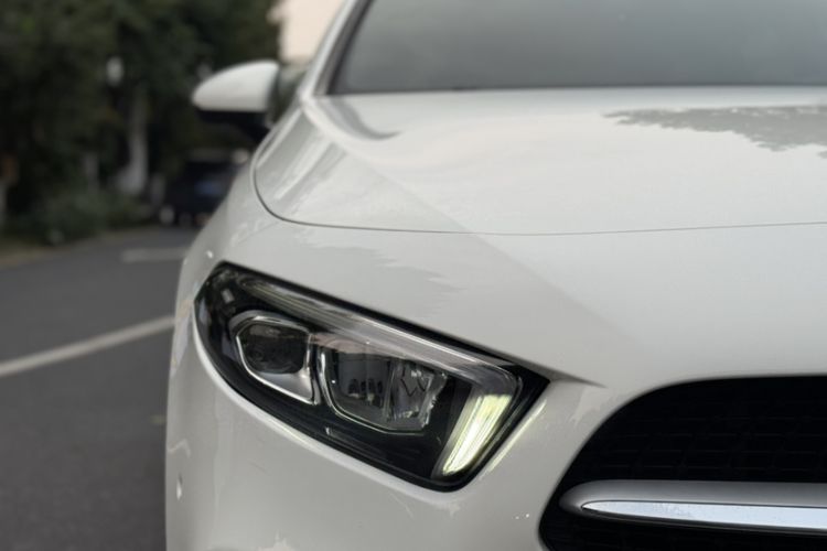 Used Mercedes-Benz A-Class 2019 A 200 Dynamic Edition Exterior 3