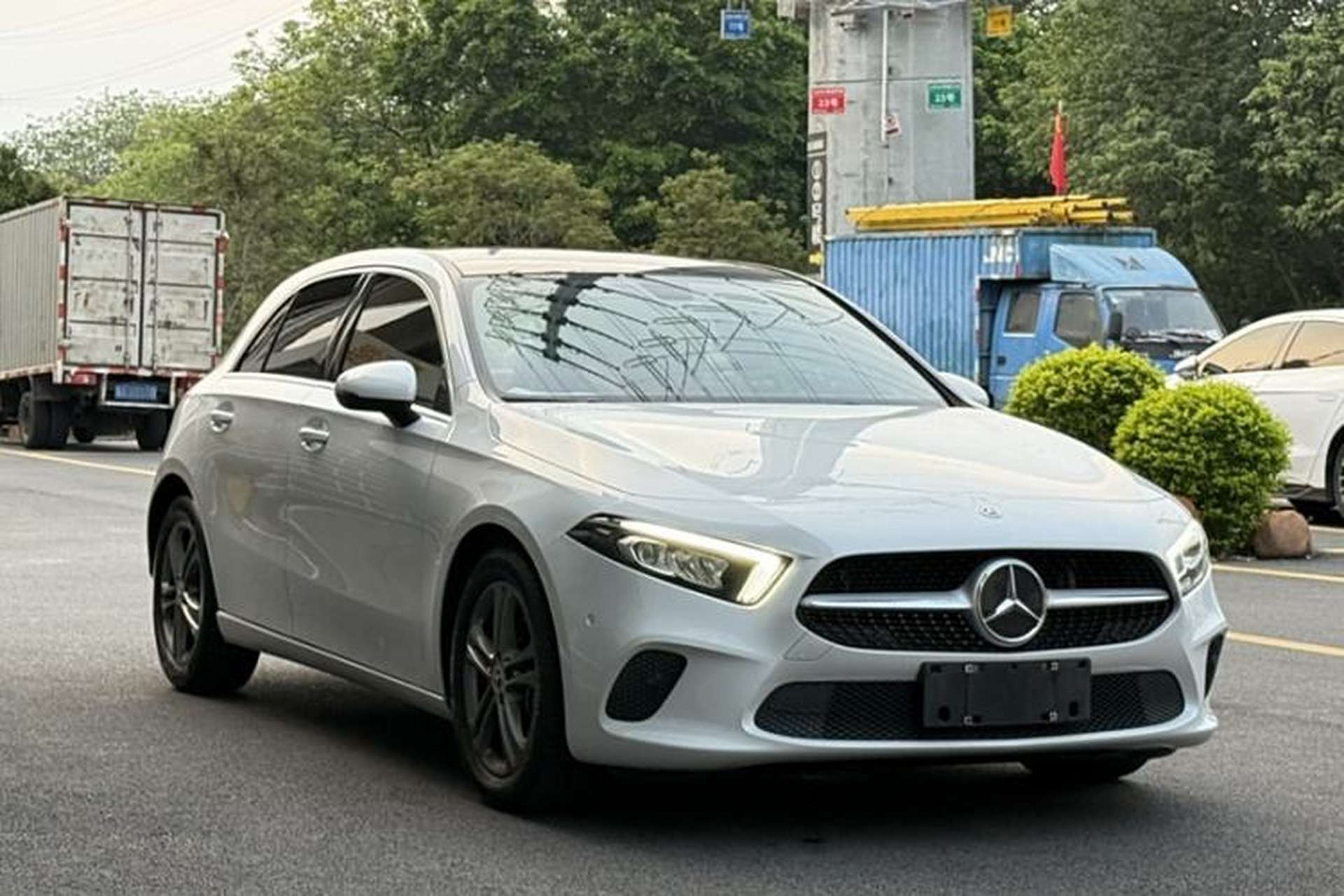Used Mercedes-Benz A-Class 2019 A 200 Dynamic Edition Exterior 4