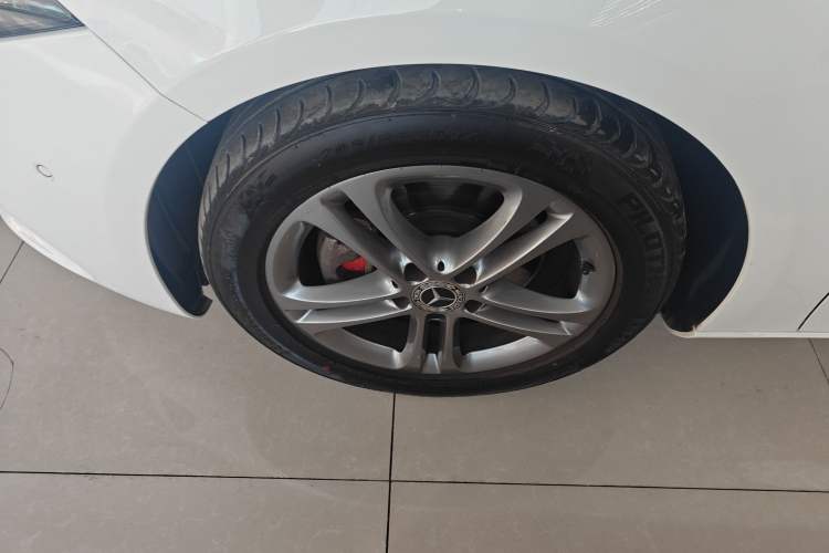 Used Mercedes-Benz A-Class 2019 A 200 Dynamic Edition Exterior 4