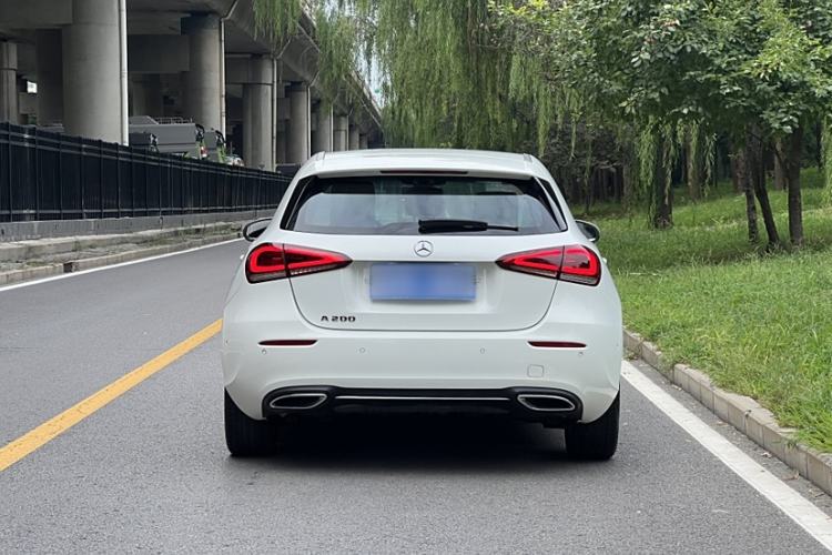 Used Mercedes-Benz A-Class 2019 A 200 Dynamic Edition Exterior 4