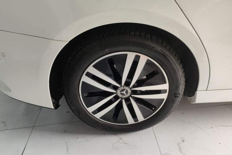 Used Mercedes-Benz A-Class 2019 A 180 L Sport Sedan Exterior 5