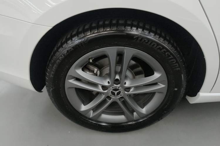 Used Mercedes-Benz A-Class 2019 A 200 L Exterior 5