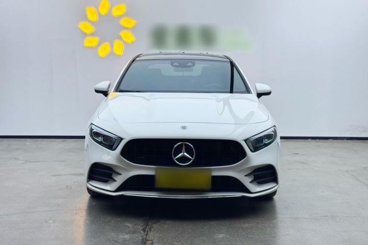Used Mercedes-Benz A-Class 2019 A 200 L Sport Sedan First Edition Special Edition Exterior 5