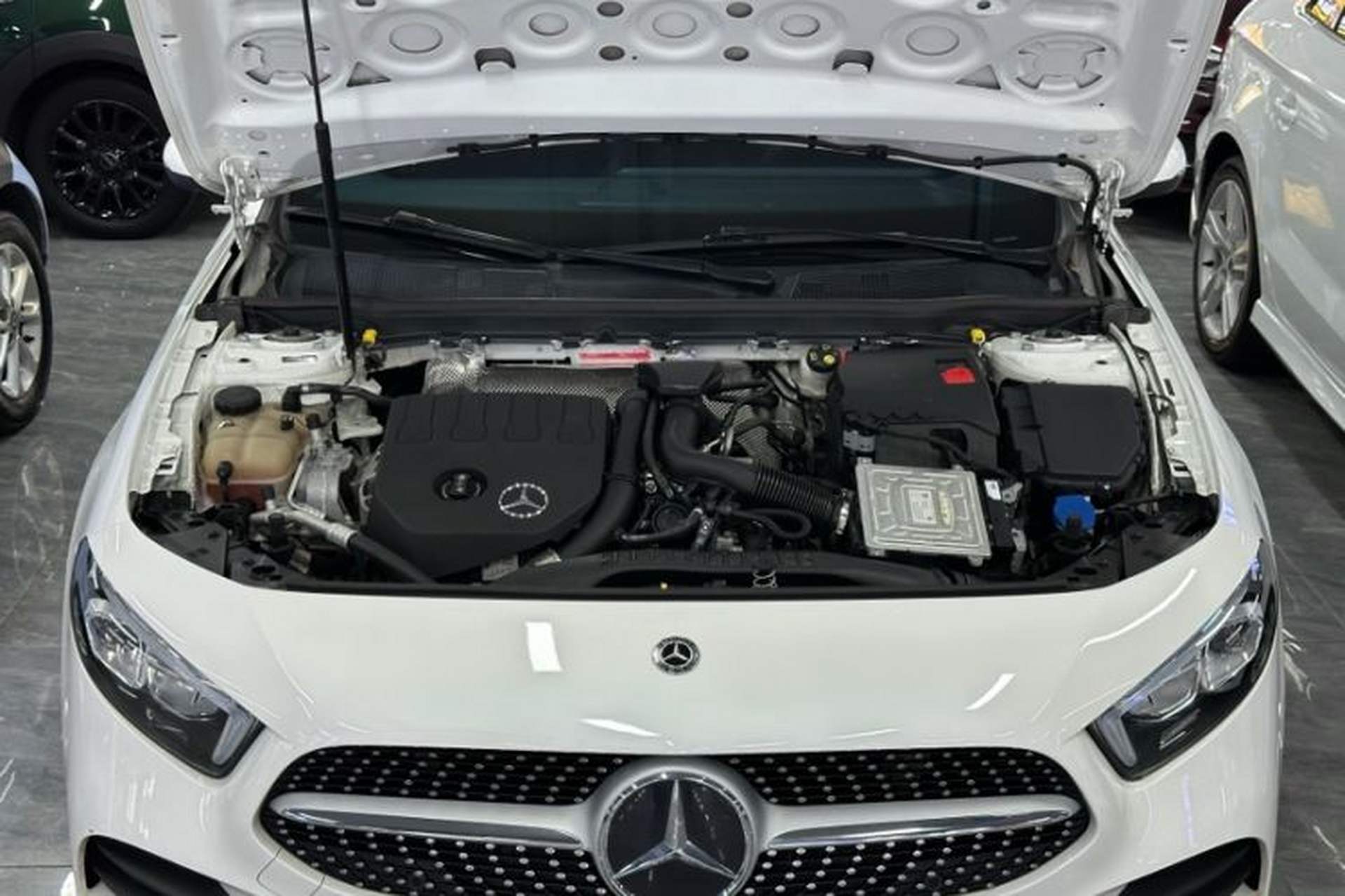 Used Mercedes-Benz A-Class 2019 Restyled A 200 L Sport Sedan Exterior 5