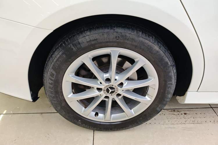 Used Mercedes-Benz A-Class 2019 A 200 L Sport Sedan Exterior 5