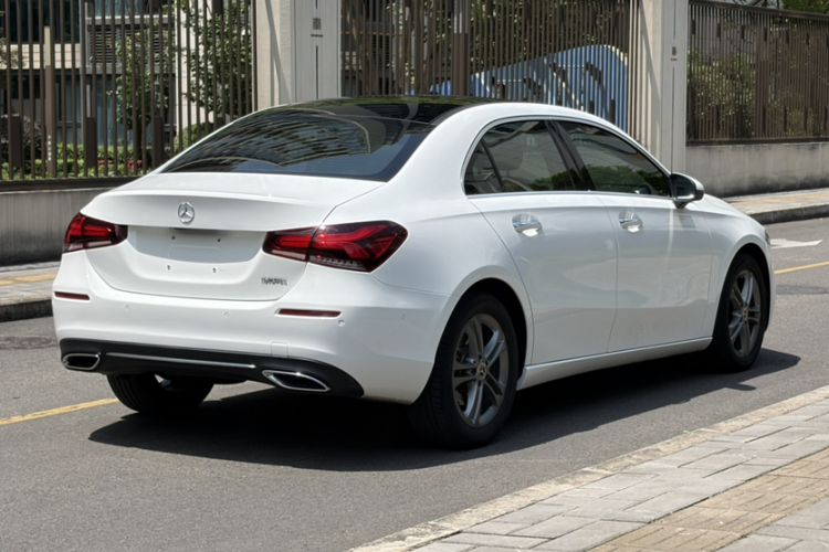 Used Mercedes-Benz A-Class 2019 A 200 L Exterior 5