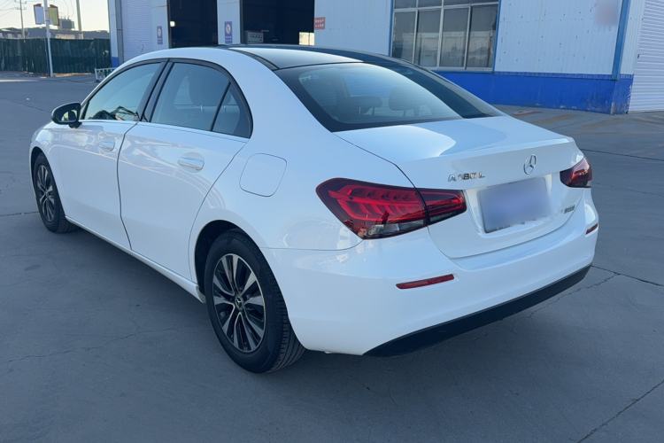 Used Mercedes-Benz A-Class 2019 A 180 L Exterior 5