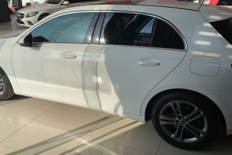 Used Mercedes-Benz A-Class 2019 A 200 Dynamic Edition Exterior 5