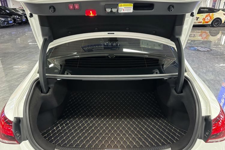 Used Mercedes-Benz A-Class 2019 Restyled A 200 L Sport Sedan Exterior 6